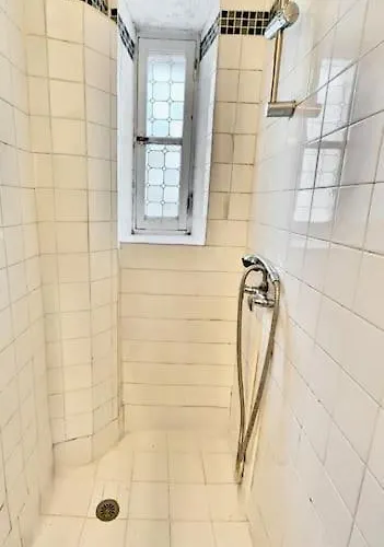 *tres Beau T2 En Plein Hypercentre Grenoble